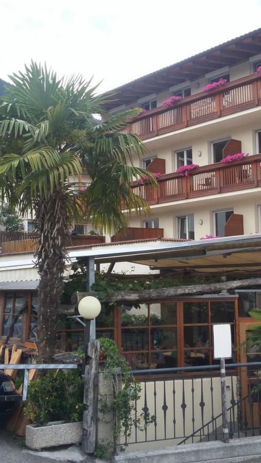 Hotel Löwenwirt Cermes Buitenkant foto